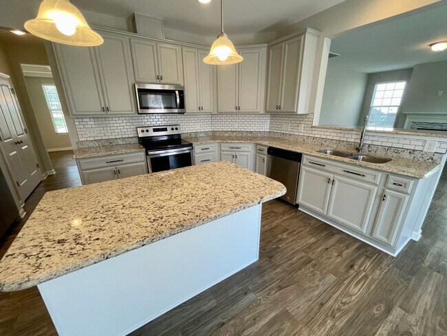 Building Photo - Stunning 4 Bedroom 2.5 Bathroom 2-story Home in NE Greensboro with 2 car garages