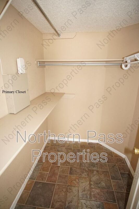 Building Photo - 6040 Los Siglos Dr