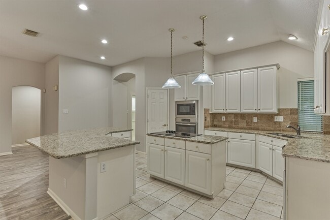 Building Photo - 51 S Crossed Birch Pl
