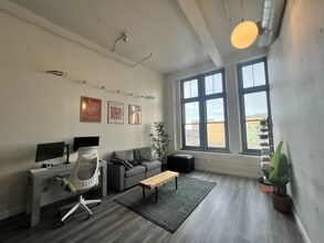 Building Photo - 163 W 200 S