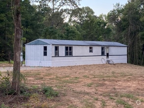 Building Photo - 319 Connie Walters Rd