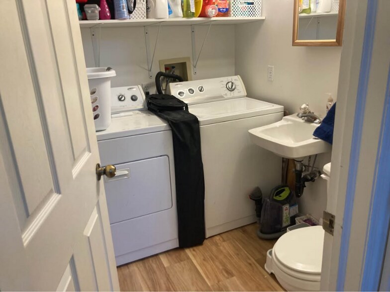 Building Photo - 243 S 100 W