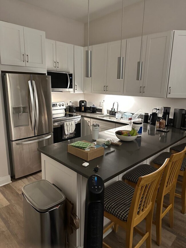 Building Photo - Welcome to Urban Elegance in the Heart of Historic Old City, Philadelphia