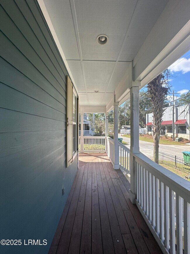 Building Photo - 2210 Waddell Rd