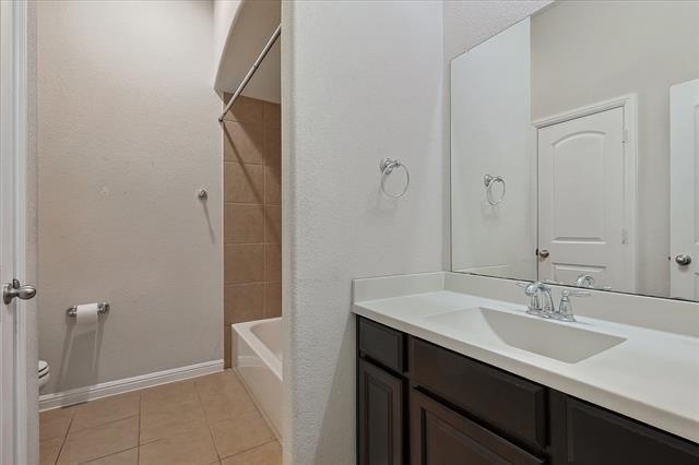 Building Photo - 905 Green Coral Dr