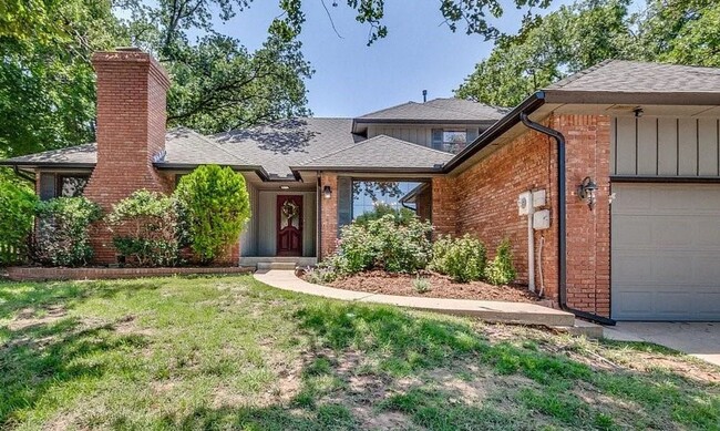 Building Photo - Massive 4BD/3BTH and 2 Car garage Home! Minutes from I-35