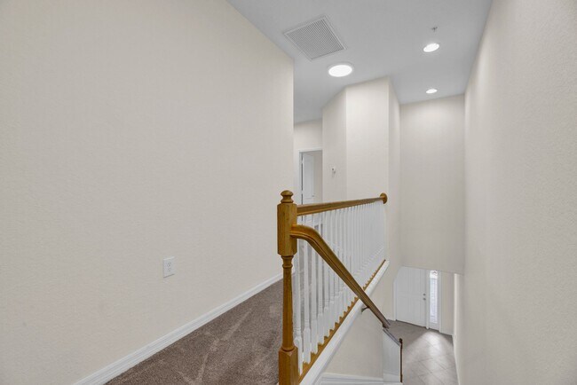 Building Photo - 3171 Cottonwood Bend