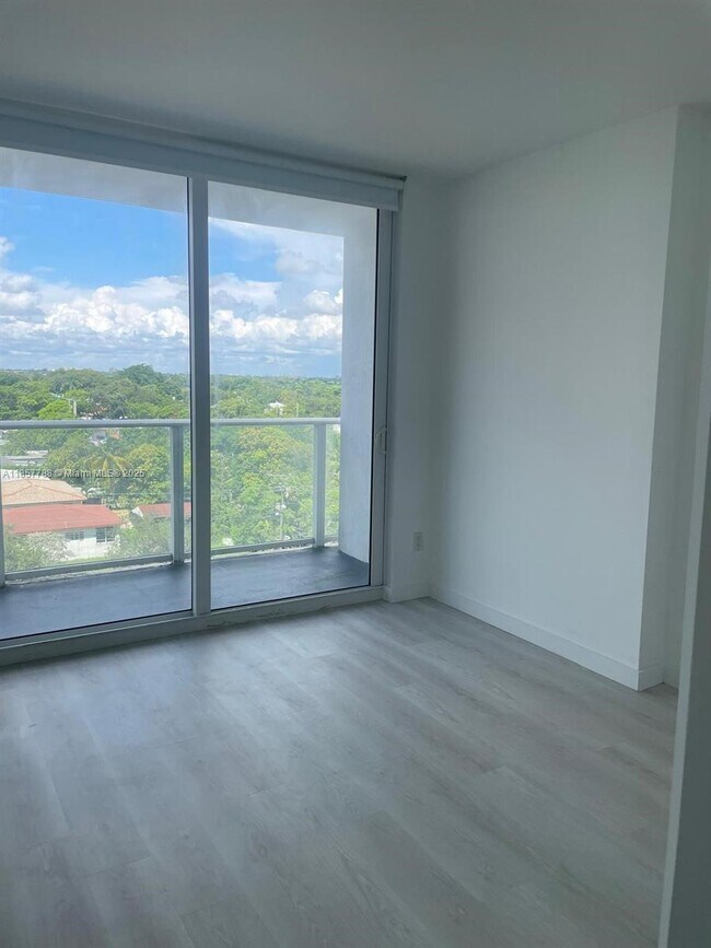 Building Photo - 4250 Biscayne Blvd