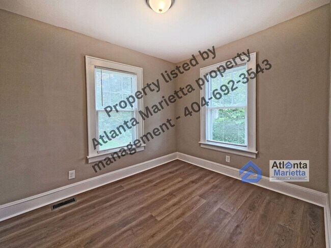 Building Photo - Charming Remodeled 3 Bedroom Ranch in the ...