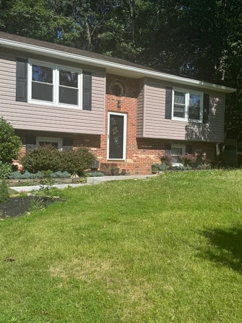 Building Photo - 704 Candle Ridge Ct
