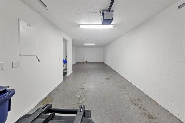 Building Photo - 7322 Black Walnut Way