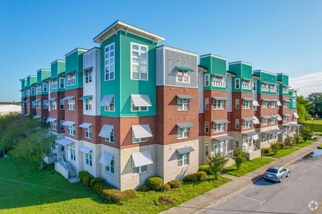 Primary Photo - West Yard Lofts