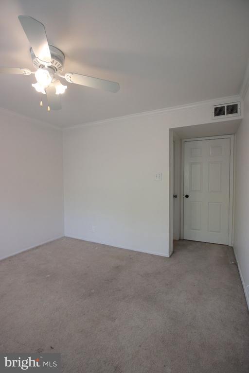 Building Photo - 3304 Wyndham Cir