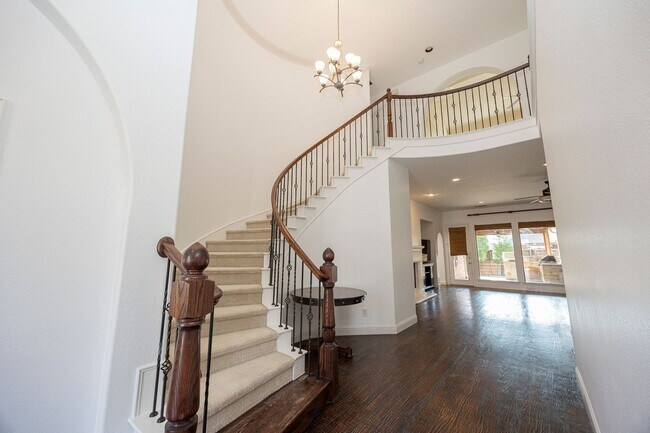 Building Photo - Spacious and beautifully designed with 5 bedrooms, 4 bath in a desirable location.