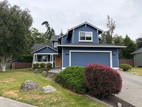 Building Photo - 1807 Copper Pond Pl