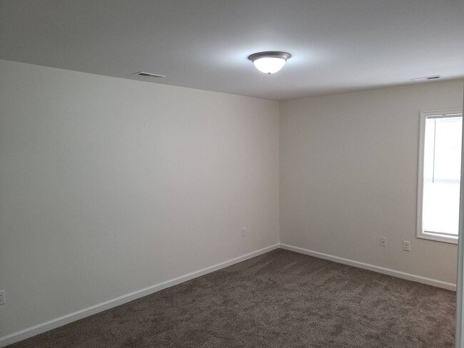 Building Photo - 6032 Brookwood Dr