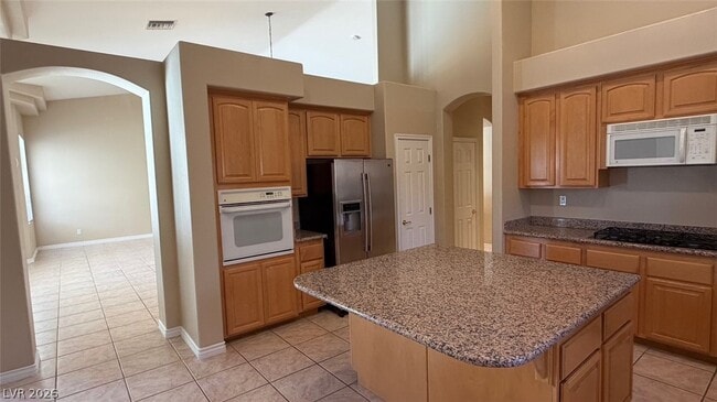 Building Photo - 9625 Irvine Bay Ct