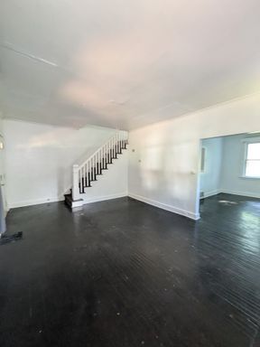 Building Photo - Section 8 approved 3 bed 1 bath home in McKeesport!