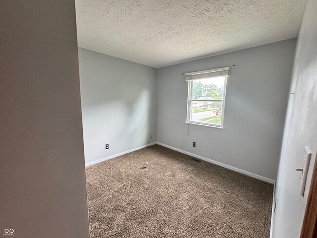 Building Photo - 5530 Yucatan Dr
