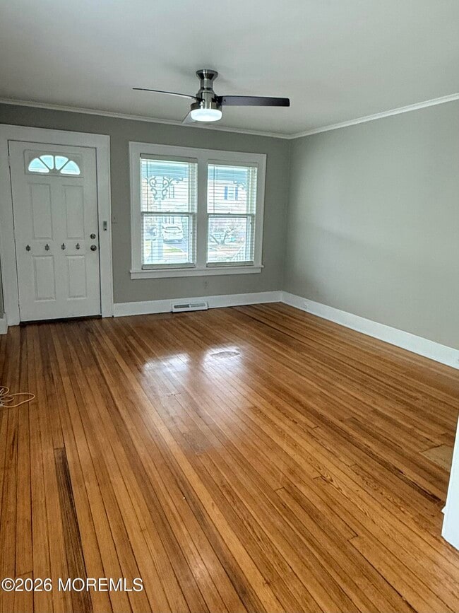 Building Photo - 50 John St