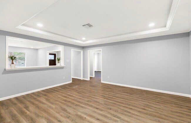 Building Photo - 7515 Jason St