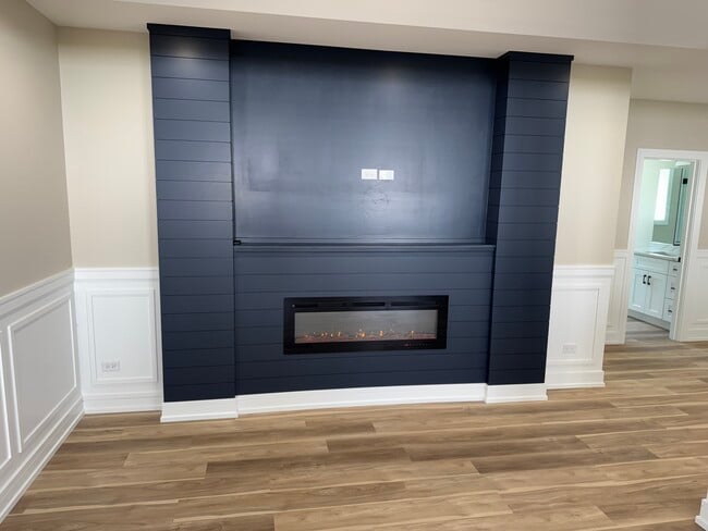 Building Photo - 4951 W 86th St
