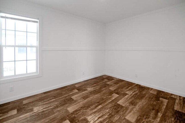 Building Photo - 1455 Whispering Pnes Lp