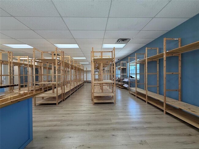 Building Photo - 11704 S Western Ave