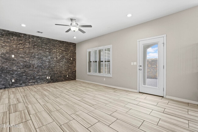 Building Photo - 408 Indigo Ct