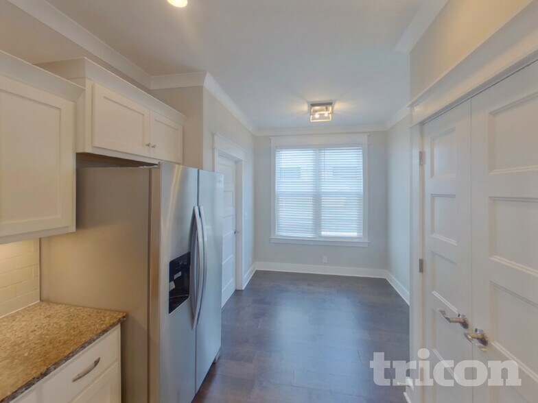 Building Photo - 228 Rockcastle Dr