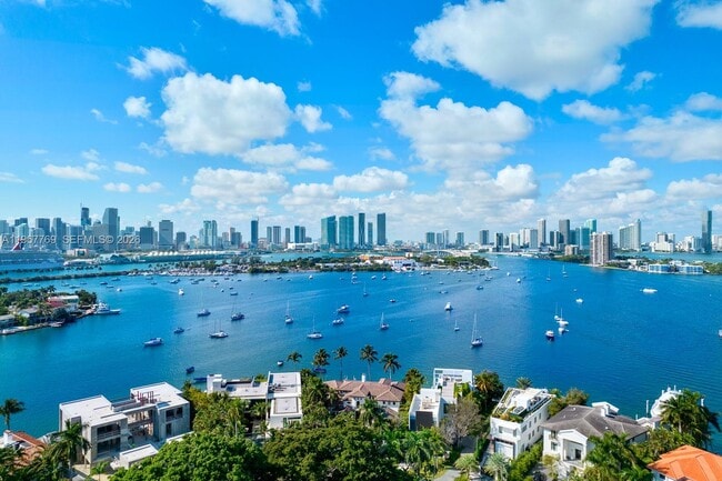 Building Photo - 432 S Hibiscus Dr