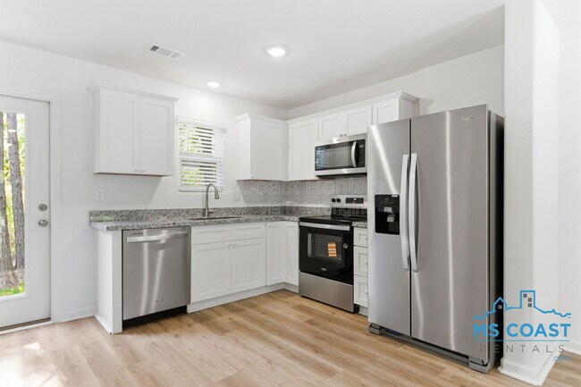 Building Photo - 13459 Gorman St