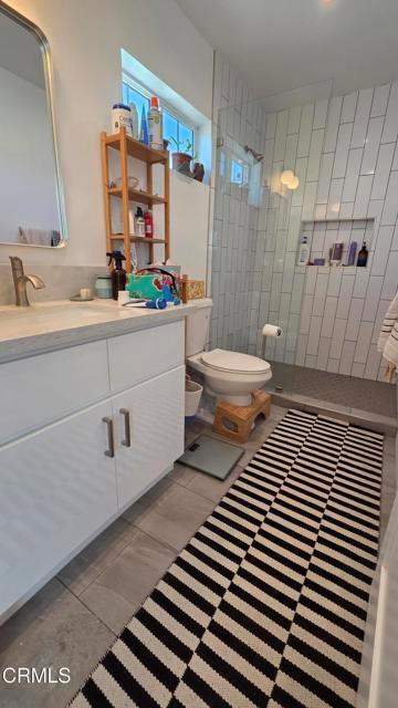 Building Photo - 2327 Langdale Ave