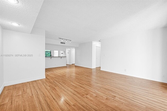 Building Photo - 3150 NW 42nd Ave