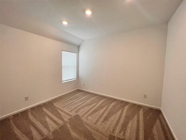 Building Photo - 27023 Golden Isle Ln