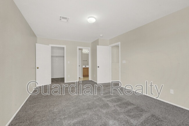 Building Photo - 2022 Peacemaker Rd