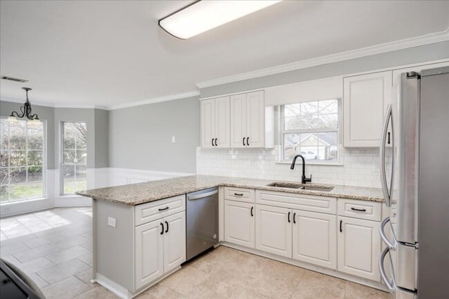 Building Photo - 4642 La Ct