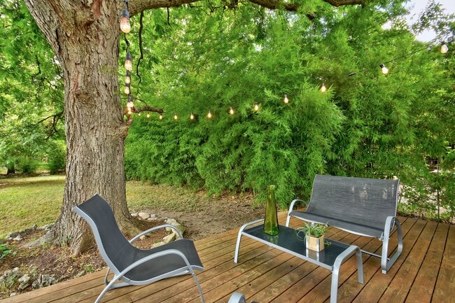 Building Photo - 2823 Garwood St