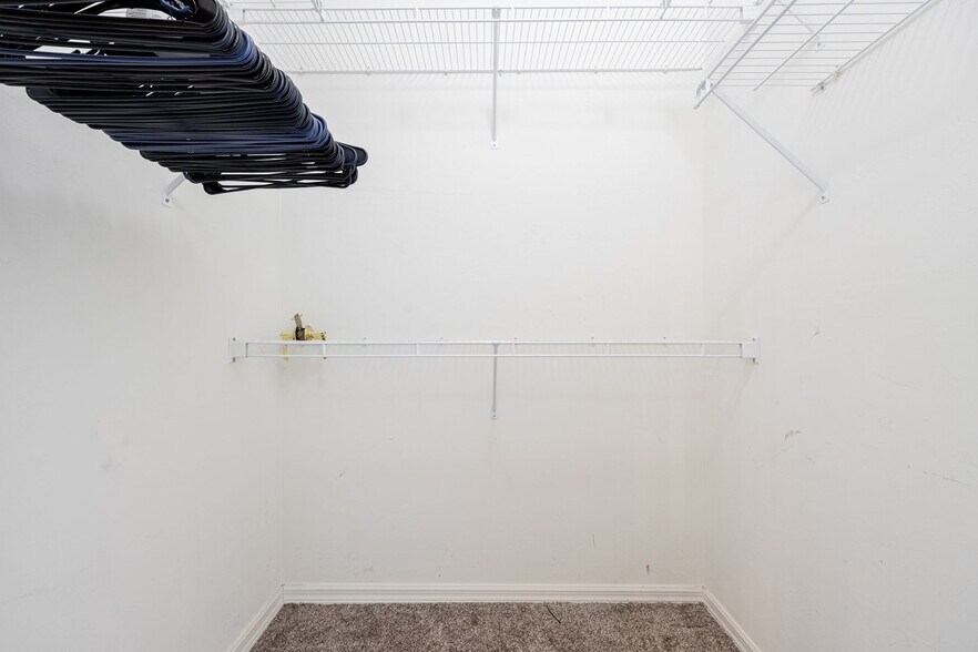 Building Photo - 3212 Sea Haven Ct