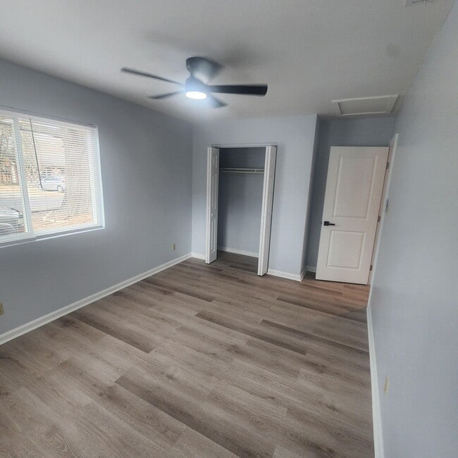 Building Photo - 108 Lindsay St