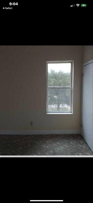 Building Photo - 201 Tryon St