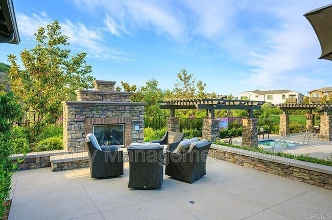 Building Photo - 3395 Campo Azul Ct