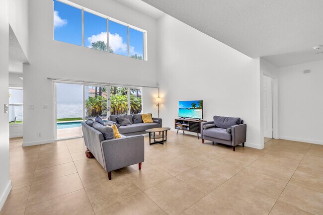 Building Photo - 10694 Wheelhouse Cir
