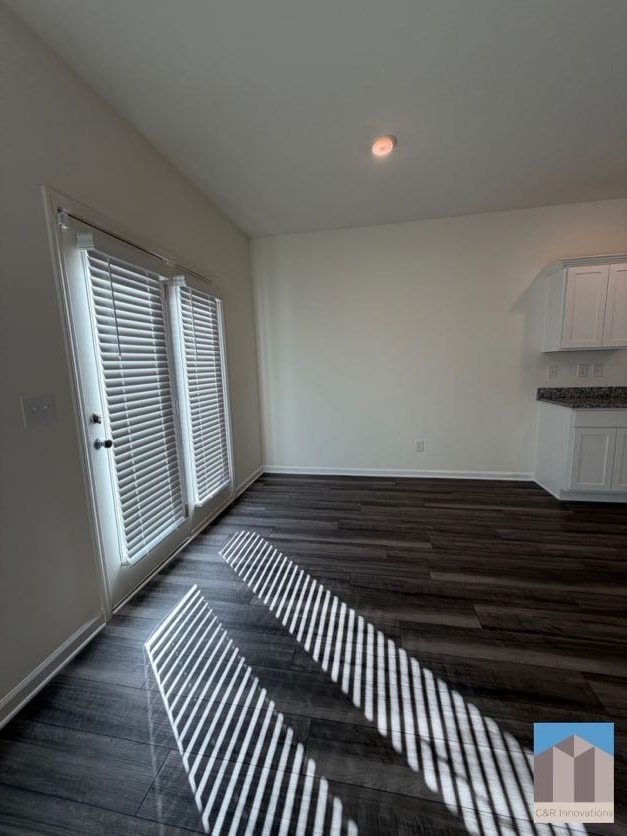 Building Photo - 3520 Condor Ct SW