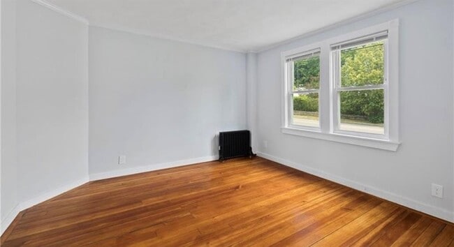 Building Photo - 166 Roger Williams Ave