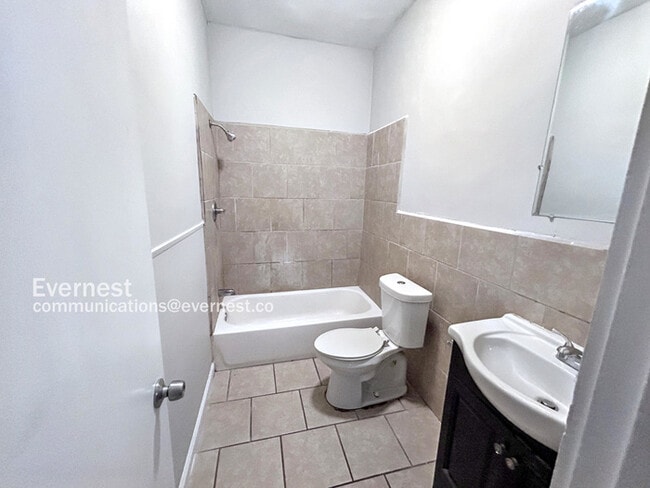 Building Photo - 1512 Haven Dr N