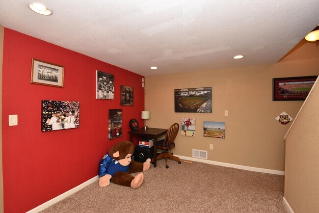 Building Photo - N63W29834 Woodfield Ct