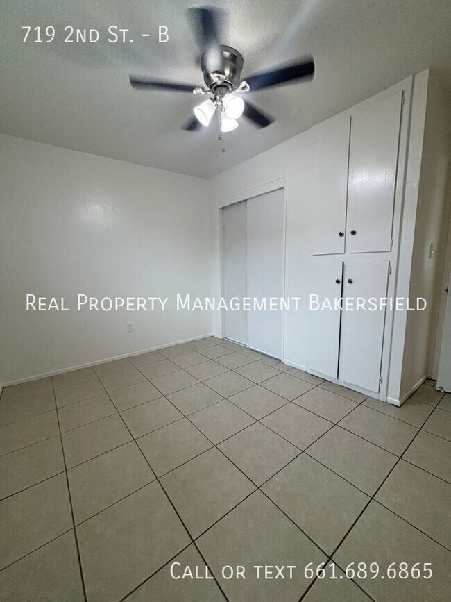 Building Photo - 719 2nd St