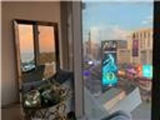 Building Photo - Beautiful 1-bed condo available at Veer