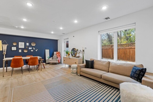 Building Photo - 27 Hackensack Plank Rd